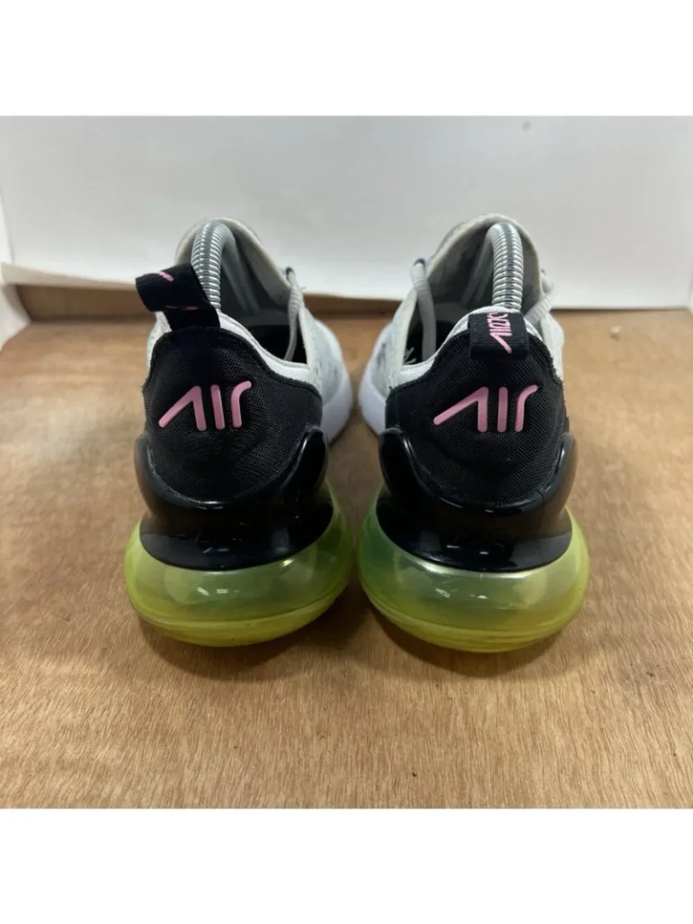 Nike Air Max 270 Women Size 8 Pure Platinum Black Volt FJ0734-043